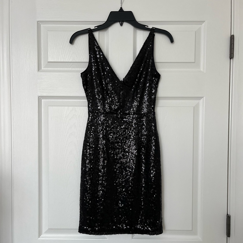 Lulu's Black Sequin V-Neck Sleeveless Formal Bodycon Mini Dress